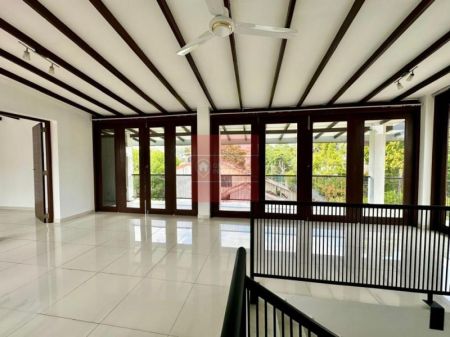 Living Room - House for Rent in – Kumaragewatte/Pelawatte Easy access to OSC