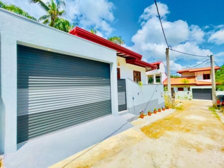 Exterior - Brand New Single Story House For Sale In Kahathuduwa 