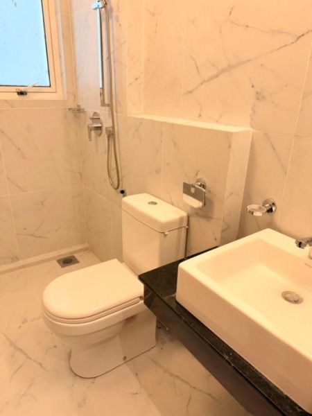 Bathroom - 2BR Apartment for Sale at Mulberry Residencies, Colombo 09 | Investment LKR 40 Million (Negotiable) (AP4807)