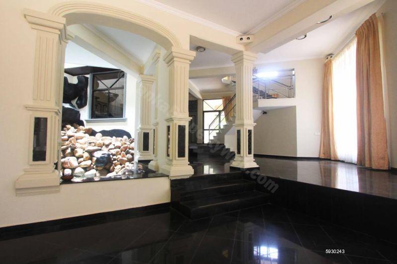 Ethul Kotte Commercial for sale/rent
