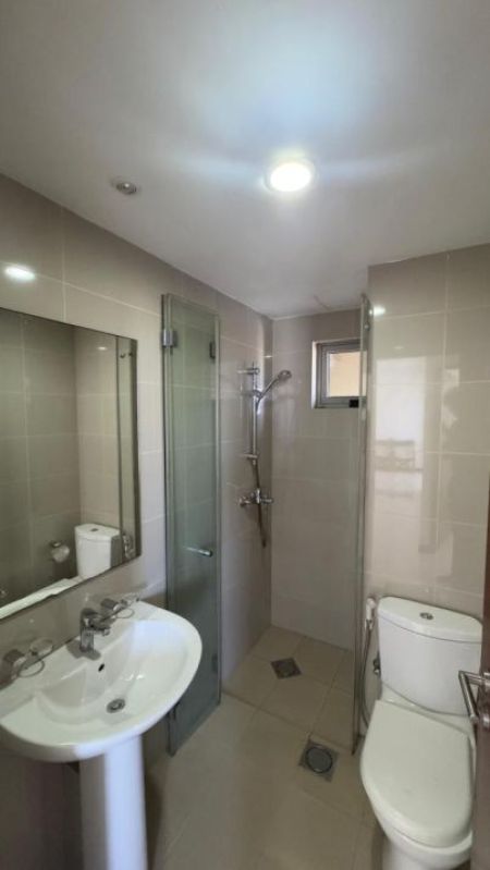 Bathroom - Brand New Fully Furnished 2BR Apartment for Rent at On320 – Colombo 02