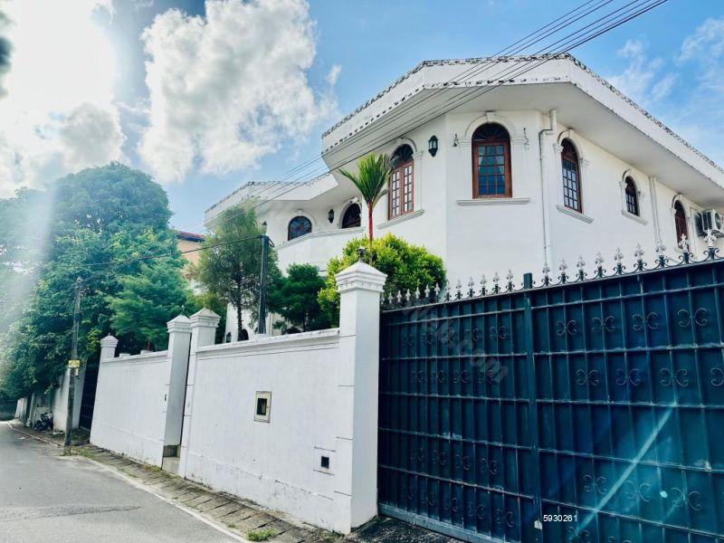 Exterior - House for sale in Nugegoda