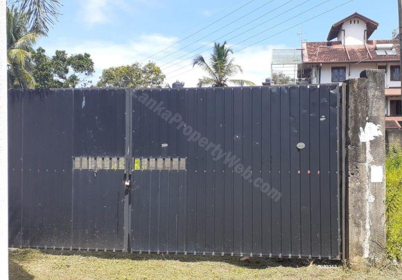 Bare Land for sale in Colombo 8