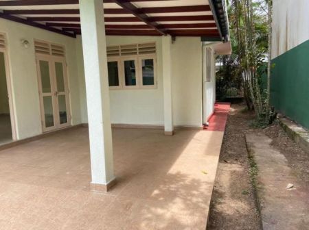Exterior - 10 Perch Land with House for Sale in Pannipitiya, S1959