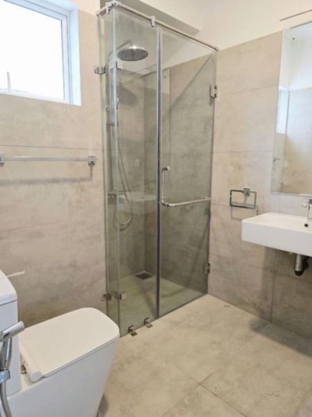 Bathroom - Royal - 02 Bedroom Unfurnished Apartment for Sale in Rajagiriya (A5456)