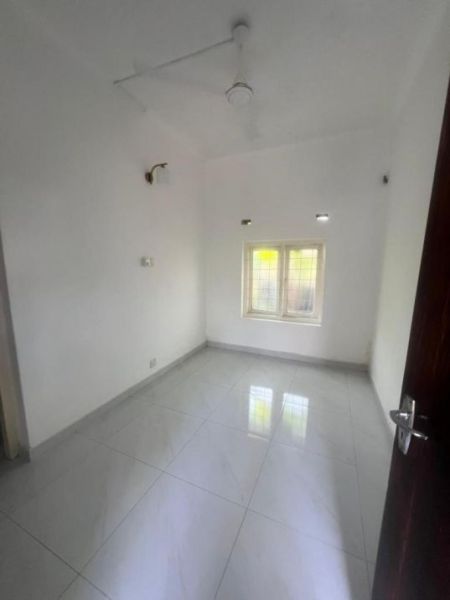 Bathroom - Spacious Two Storey Family Home for Sale Near Dehiwala- Mount Lavinia
