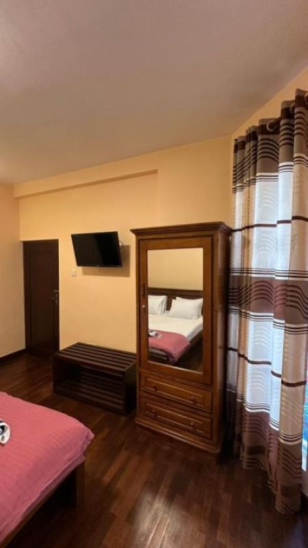 Bedroom - Luxury 7 Bedroom  Nuwaraeliya Villa for Rent - Lake Gregory 