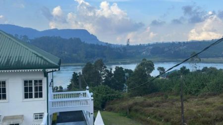 Exterior - Luxury 7 Bedroom  Nuwaraeliya Villa for Rent - Lake Gregory 