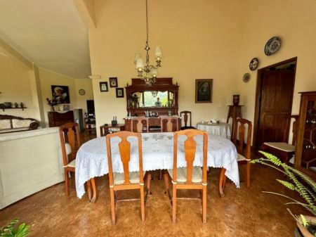 Dining room - 3 Story House for Sale in Anniewatta