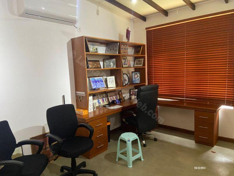 Bare Land for sale in Rathmalana