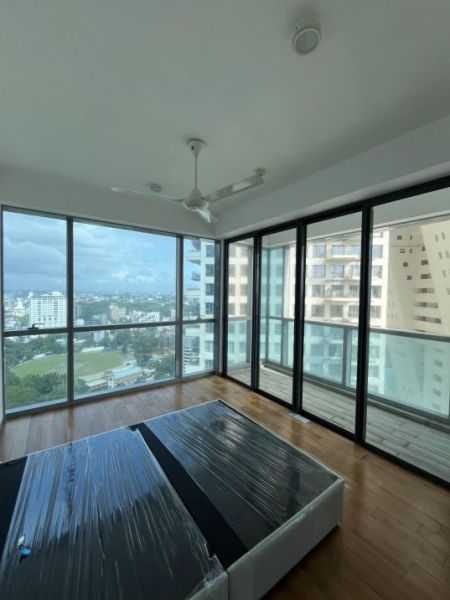 Bedroom - 3 bed apartment at Capitol twin peaks