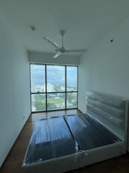 Bedroom - 3 bed apartment at Capitol twin peaks