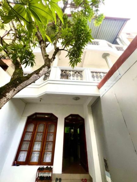 Exterior - 🏡 Fully Furnished House For Rent Colombo 06 - PDH105