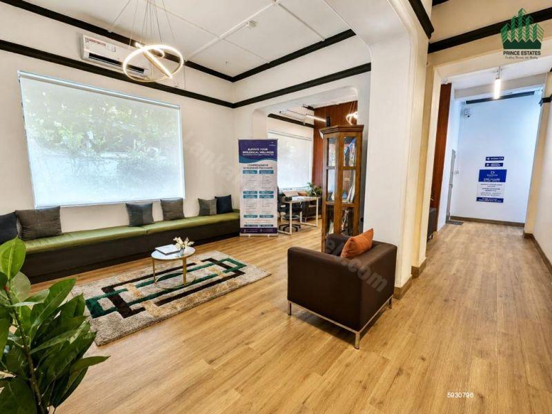 Colombo 5 Commercial for sale/rent