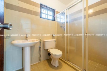 Bathroom - House for Sale - Pelawatte | LKR 87,000,000