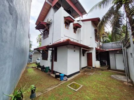 Exterior - Two Story Luxury House For Sale In Rajagiriya 