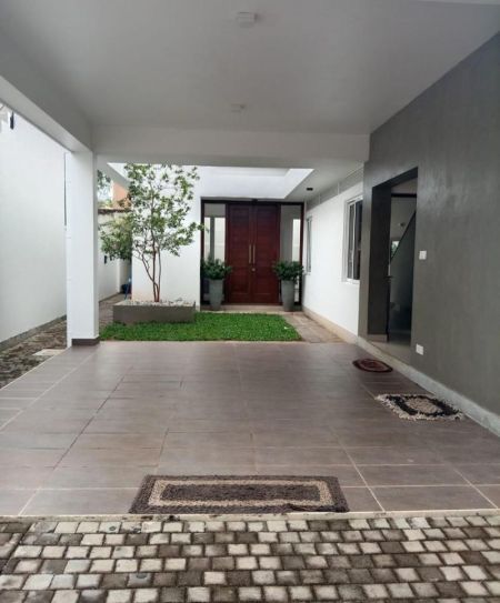 Exterior - 🏡 Luxury House For Rent In Colombo 06 - PDH109