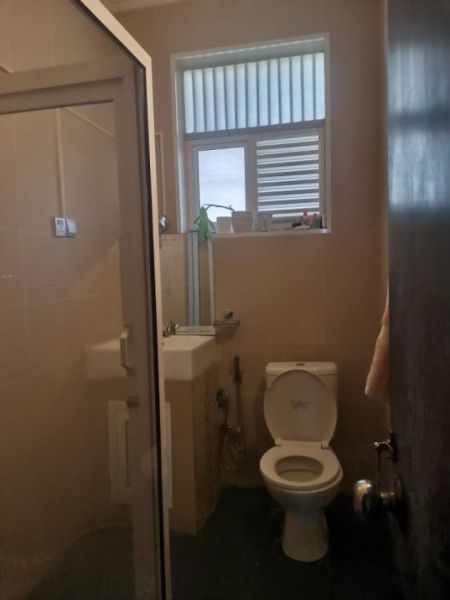Bathroom -  6 Bedrooms House for Rent in Colombo 7- PDH126