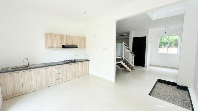 Kitchen - Apartment for sale in Kottawa