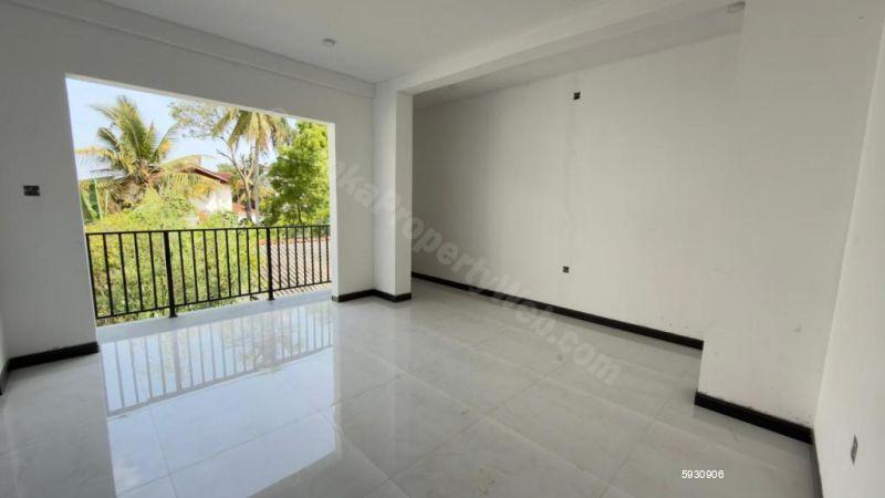 House for sale in Boralesgamuwa