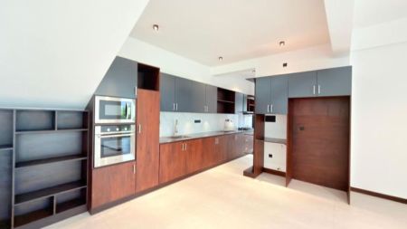 Kitchen - Brand New Three Storey luxury House Viewing Paddy Field Located In Prime Aurous (DH1166)