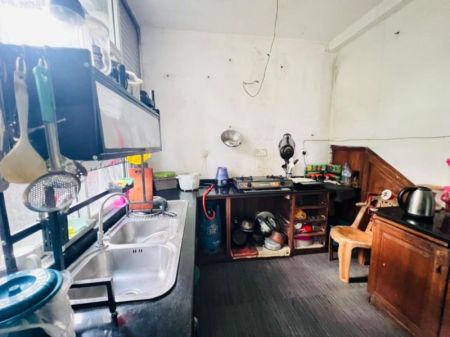 Kitchen - (AH150) Three Storey House for Sale in Kottawa