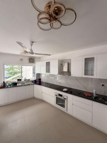 Kitchen - Spacious 6 Bedroom Three-Storey House for Rent at Papiliyana / LKR 550,000 (Negotiable) (EM228RN)