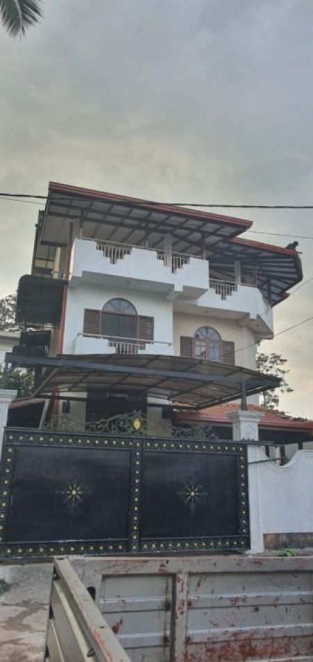 Exterior - 5 Bedrooms House For Sale in Polwatta Pannipitiya - PDH34