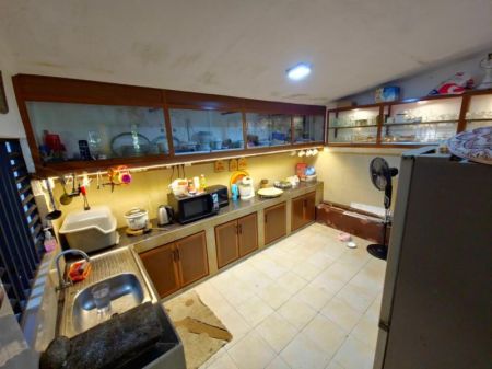 Kitchen - (HH221) Furnished Three Storey House for Sale in Kadawatha