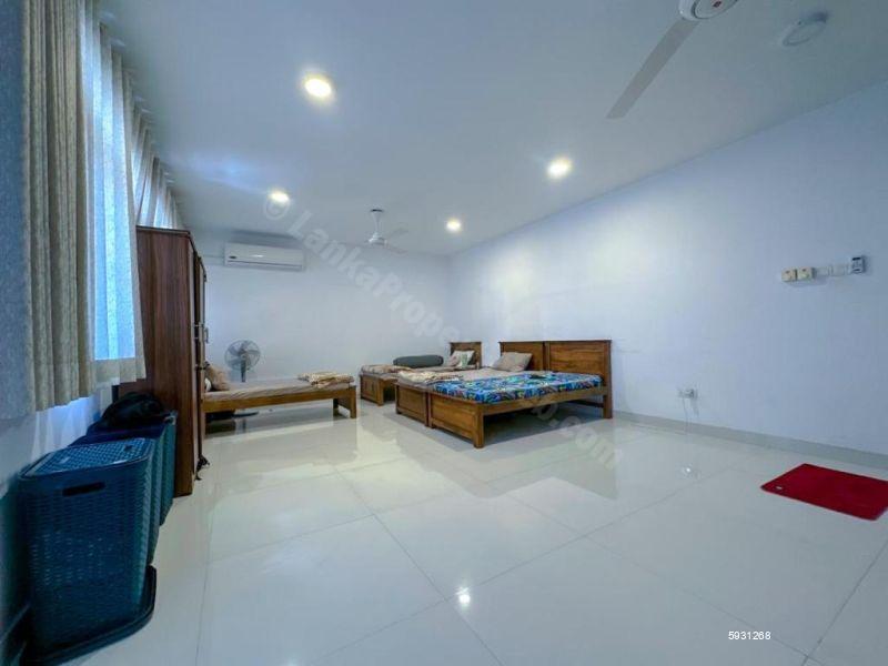 House for sale in Colombo 6