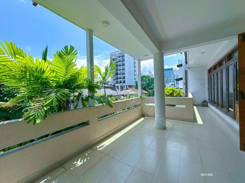 House for sale in Colombo 6