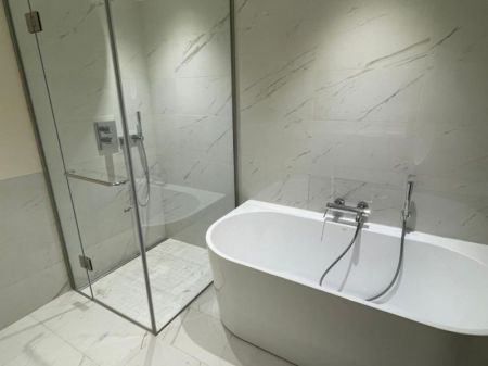 Bathroom - 🏙️ USD 1,800/Month (Negotiable) – Fully Furnished 2BR Apartment for Rent at Cinnamon Life Residences, Colombo 02 🏙️