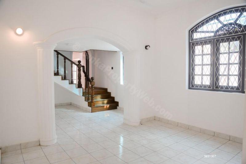 House for sale in Mount Lavinia