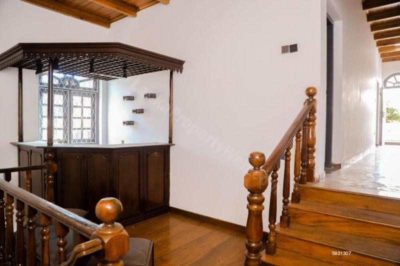 House for sale in Mount Lavinia