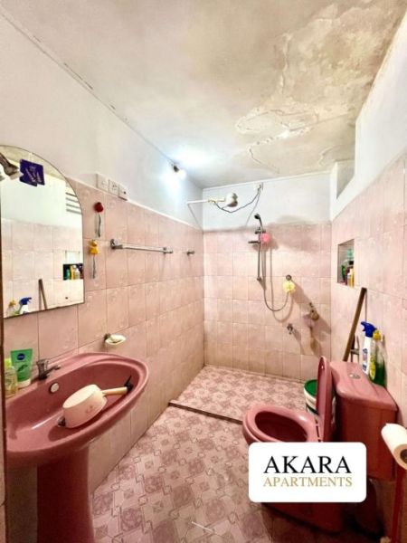 Bathroom - 31.25 Perches Unfurnished House for Sale - HL42379