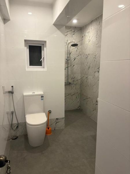 Bathroom - 7.55 Perches - Furnished House for Sale - HL52932