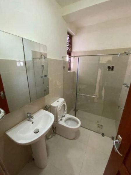 Bathroom - 15.21 Perches House for Sale - HL45047