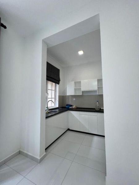 Kitchen - 3 Bedroom Luxury Apartment for Rent - Gampaha, Prime Palace Yakkala | LKR 115,000 Per Month (EM937)