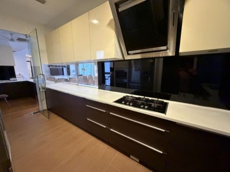 Kitchen - 7th Sense Penthouse For Rent In Colombo 7