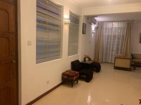 Living Room - Fully Furnished 3-Bedroom Penthouse at Edmonton Residencies – Colombo 06 | SA01586