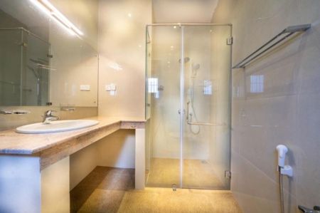 Bathroom - Luxury 4 Bedrooms House for Sale in Thalangama - PDH81