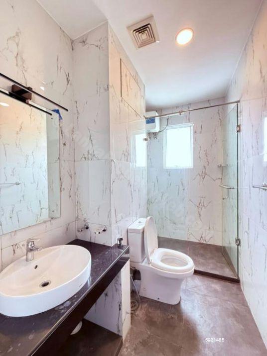 Bathroom - Apartment for rent in Rajagiriya