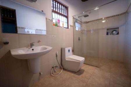 Bathroom - 34.1 Perches Unfurnished House for Sale - HL50981