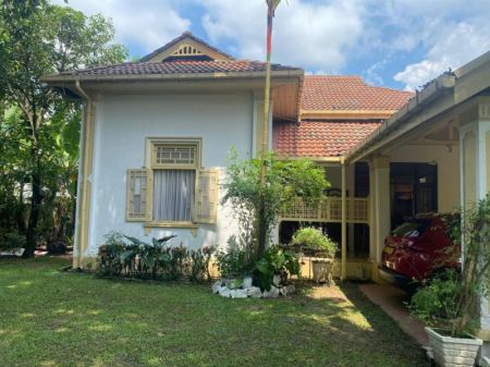 Exterior - 29 Perches Semi-Furnished House for Sale - HL48307
