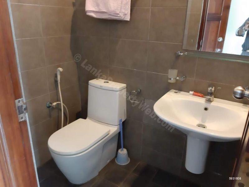 Apartment for sale in Colombo 5