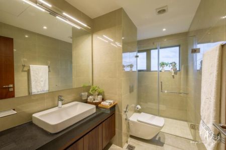 Bathroom - Modern apartment for rent in Colombo 