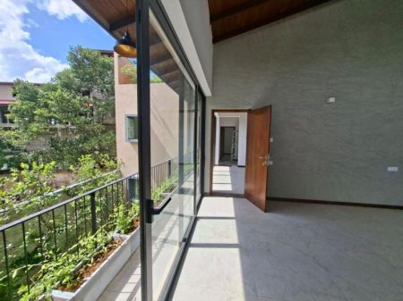 Exterior - Brand NEW HOUSE for sale on Lake Road battaramulla 