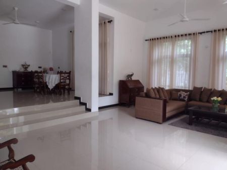 Living Room - 12 Bedrooms House for Sale in Thalawathugoda - PDH90