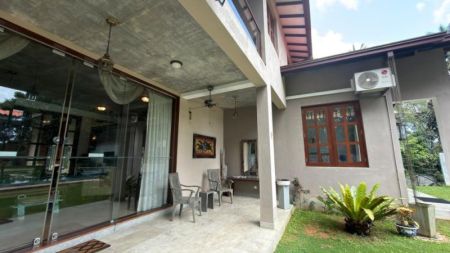 Exterior - Luxury Lakefront Villa for Sale/Exchange in Bandaragama (HSG104)