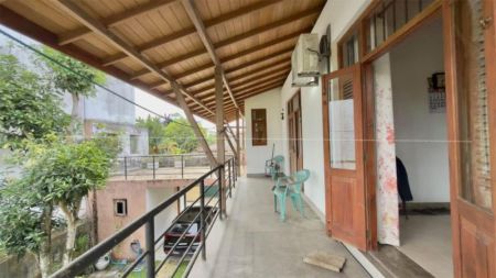 Exterior - House for sale in Thalawathugoda 